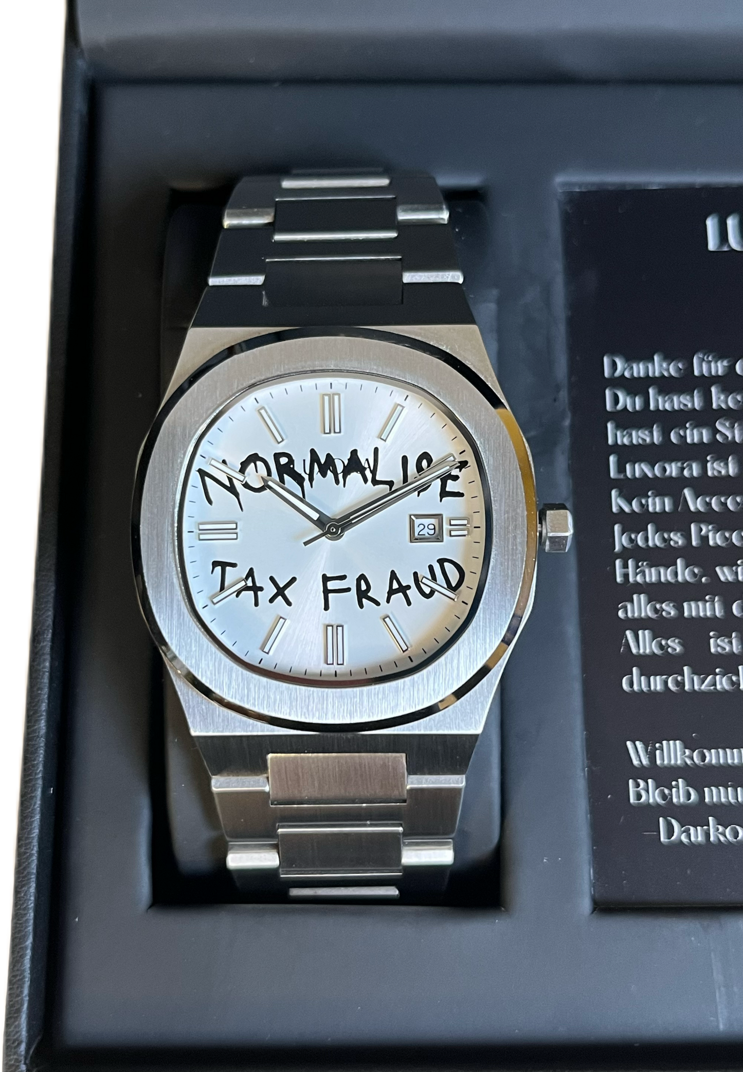Luxora 'TAX FRAUD' Uhr